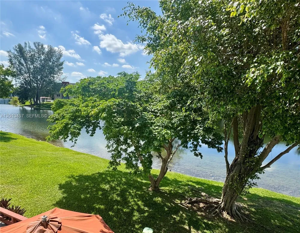 1481 SW 124th Ct, Miami, FL 33184