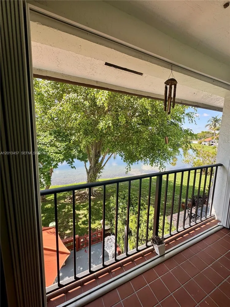 1481 SW 124th Ct, Miami, FL 33184