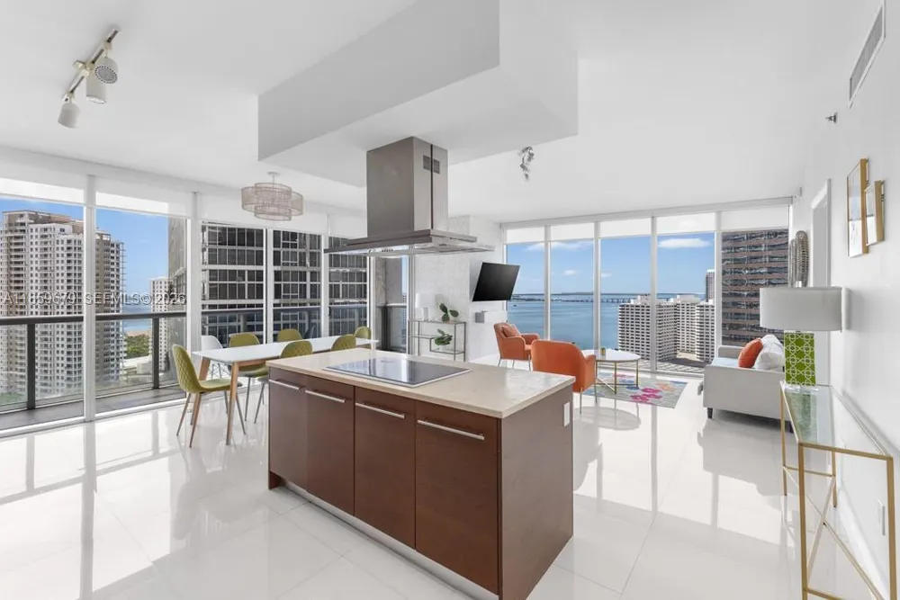 485 Brickell Ave, Miami, FL 33131