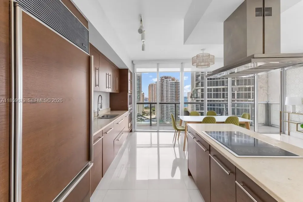 485 Brickell Ave, Miami, FL 33131