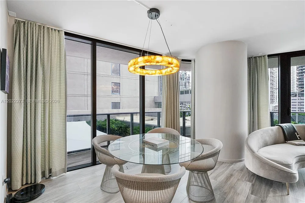 801 S Miami Ave, Miami, FL 33130