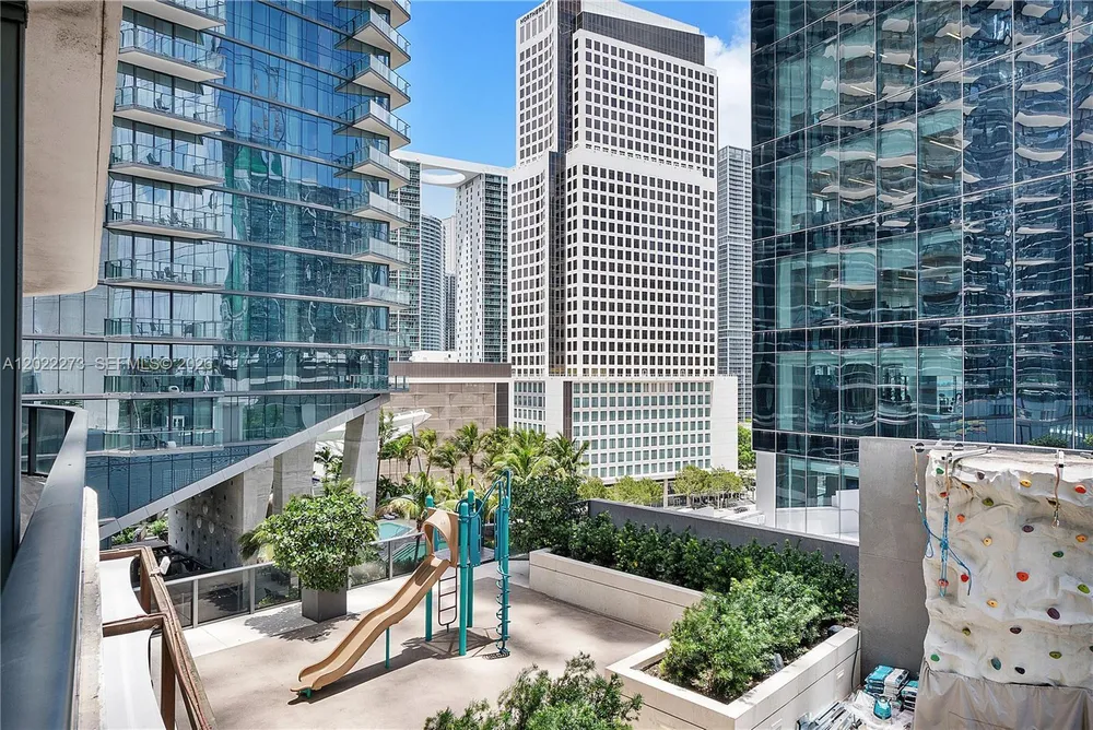 801 S Miami Ave, Miami, FL 33130
