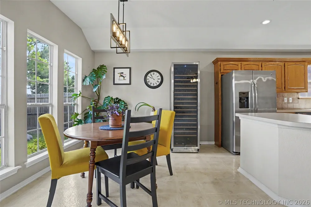19629 E 39th St S, Broken Arrow, OK 74014
