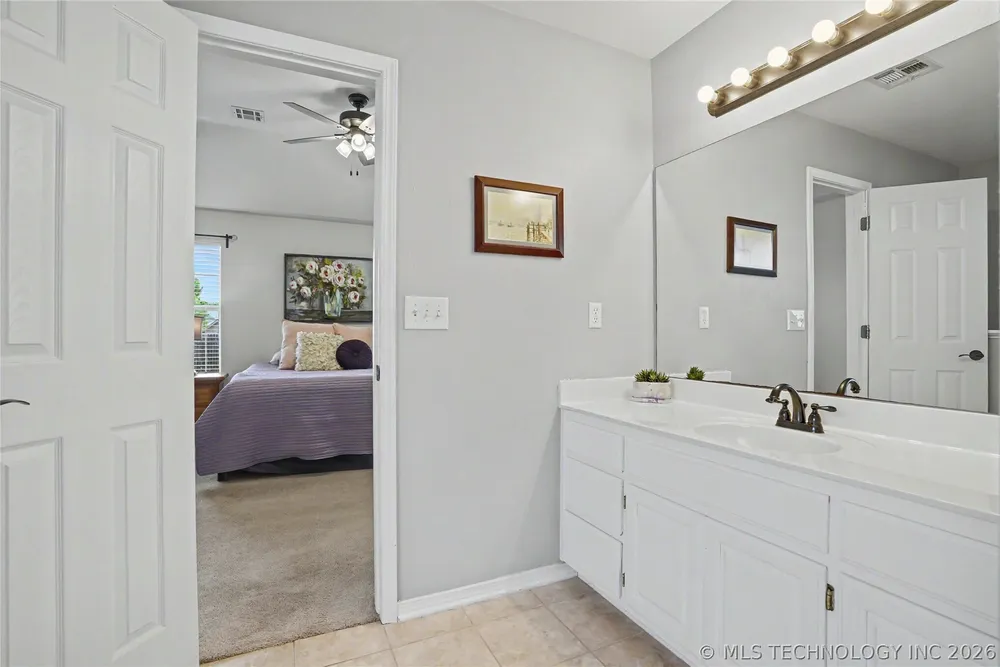 19629 E 39th St S, Broken Arrow, OK 74014