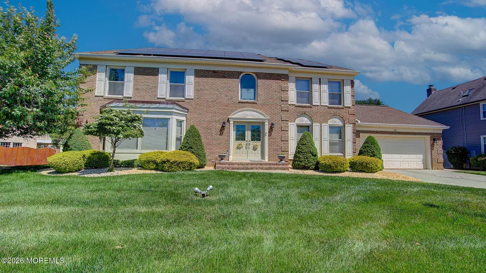 43 Homestead Circle, Marlboro, NJ 07746