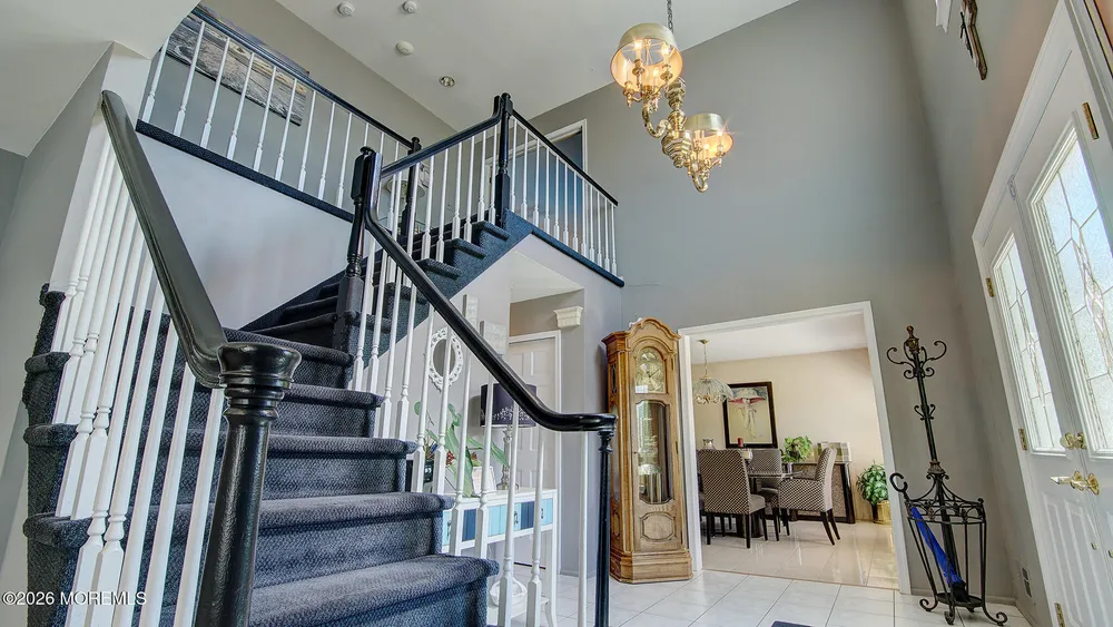 43 Homestead Circle, Marlboro, NJ 07746