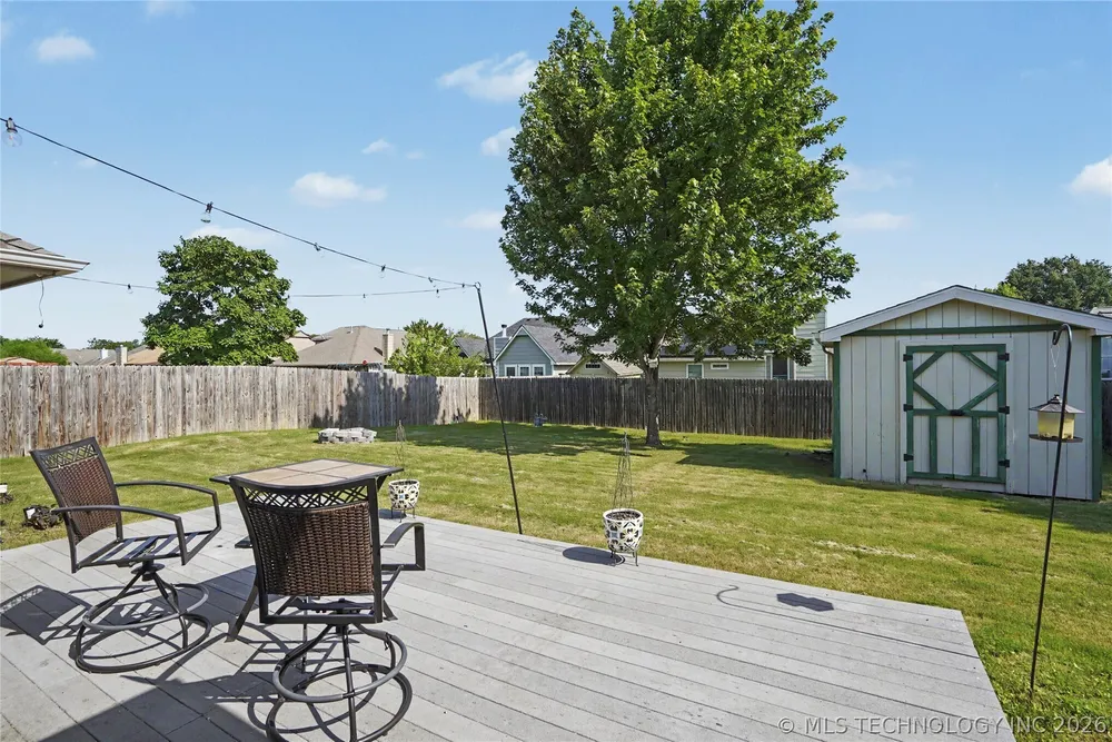 19629 E 39th St S, Broken Arrow, OK 74014