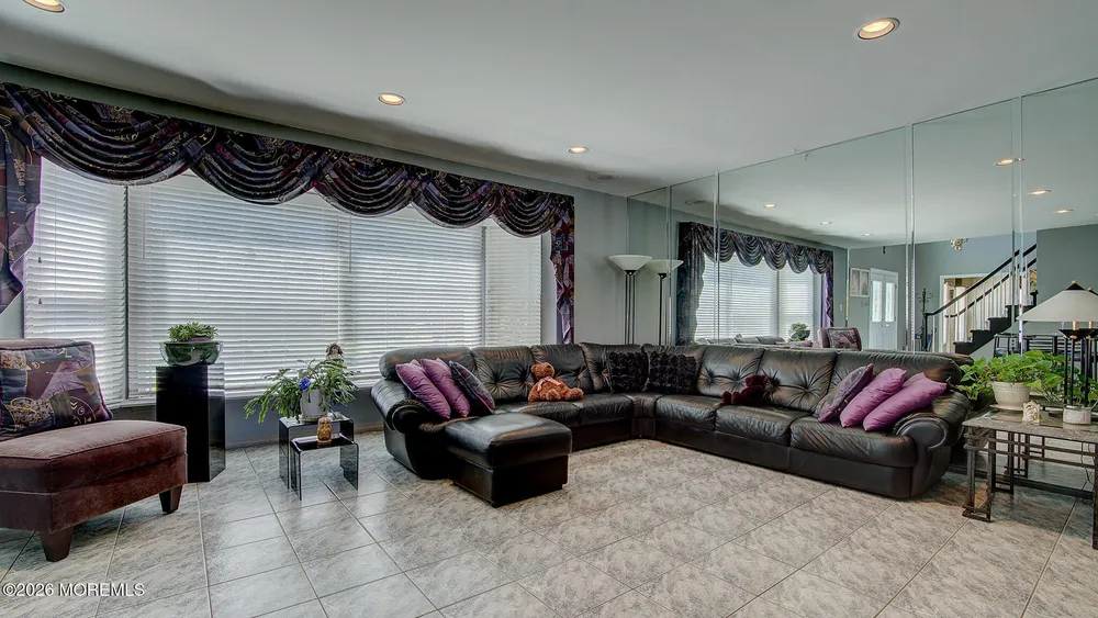 43 Homestead Circle, Marlboro, NJ 07746