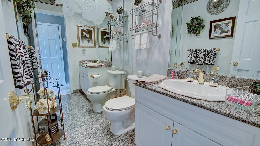 43 Homestead Circle, Marlboro, NJ 07746