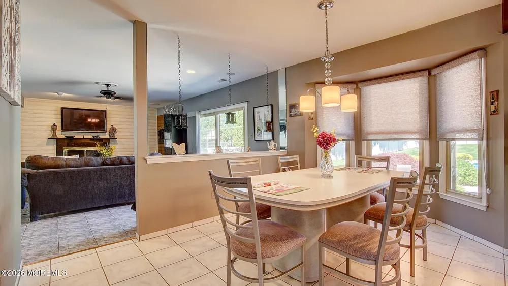 43 Homestead Circle, Marlboro, NJ 07746