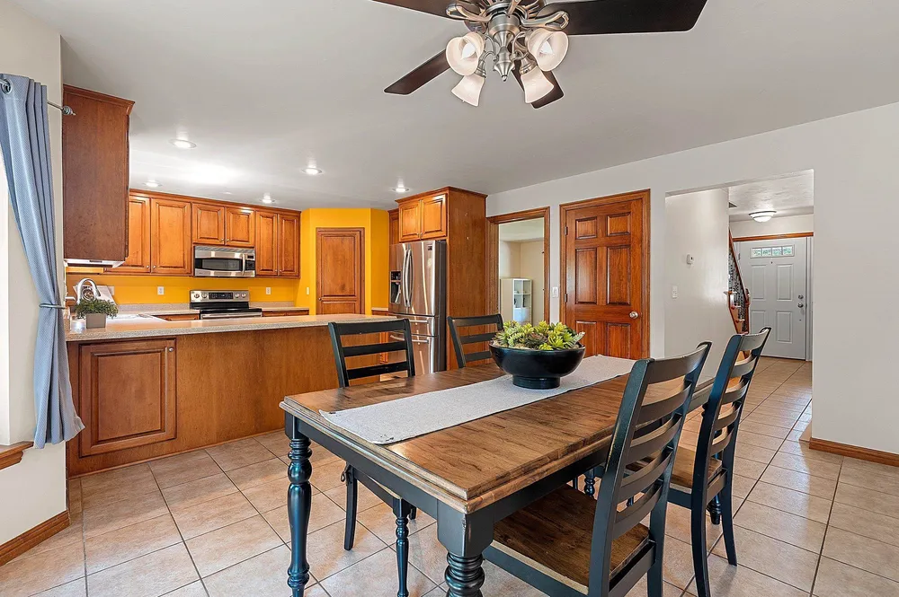 3437 Sandgate Castle Dr, Green Bay, WI 54313