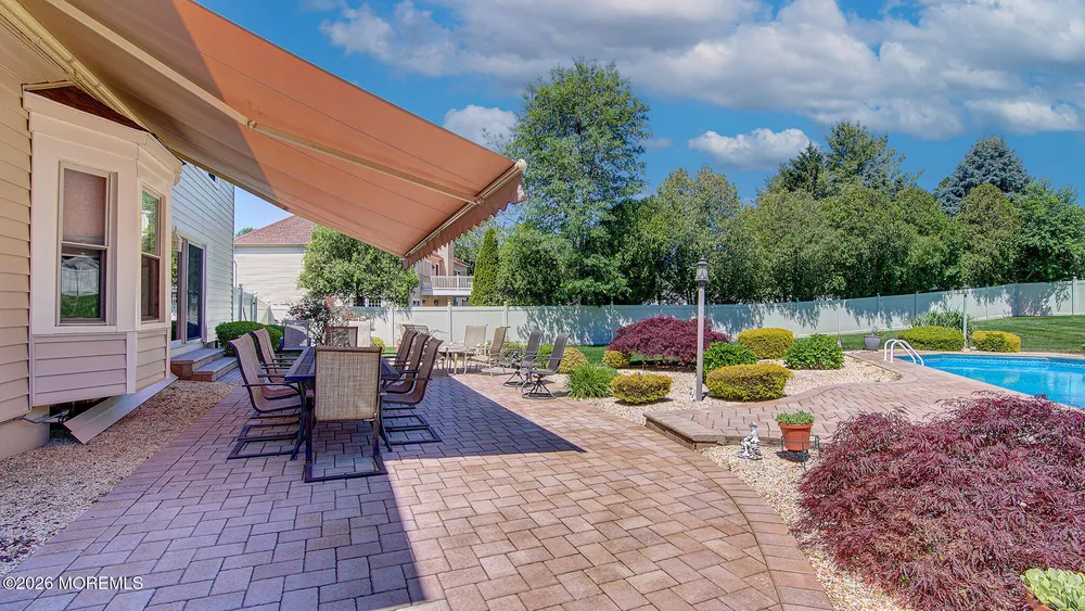 43 Homestead Circle, Marlboro, NJ 07746