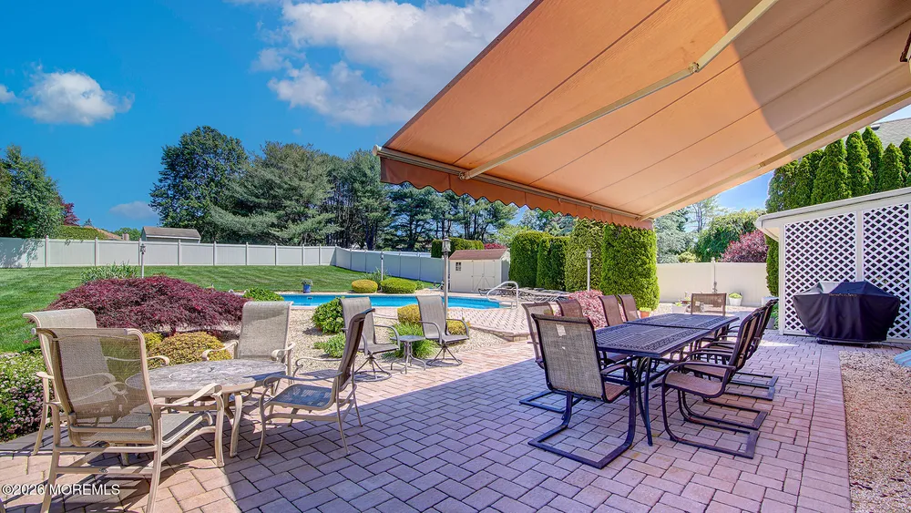 43 Homestead Circle, Marlboro, NJ 07746