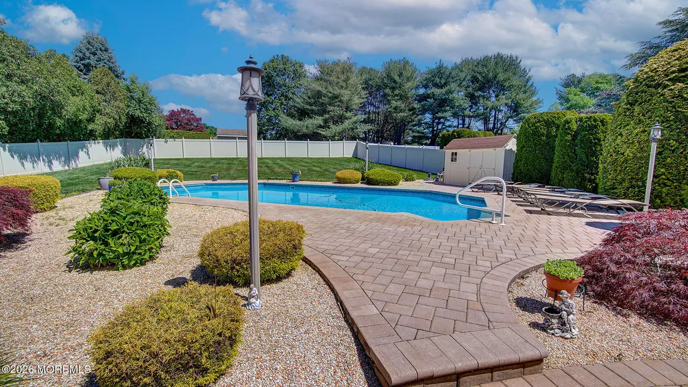 43 Homestead Circle, Marlboro, NJ 07746