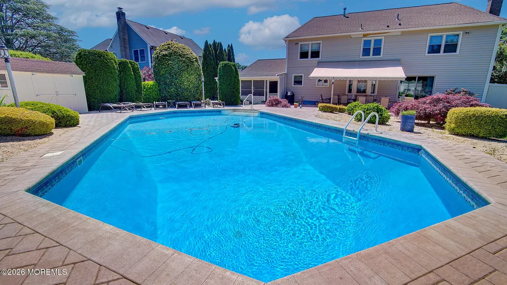 43 Homestead Circle, Marlboro, NJ 07746