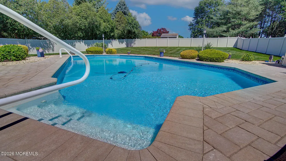 43 Homestead Circle, Marlboro, NJ 07746