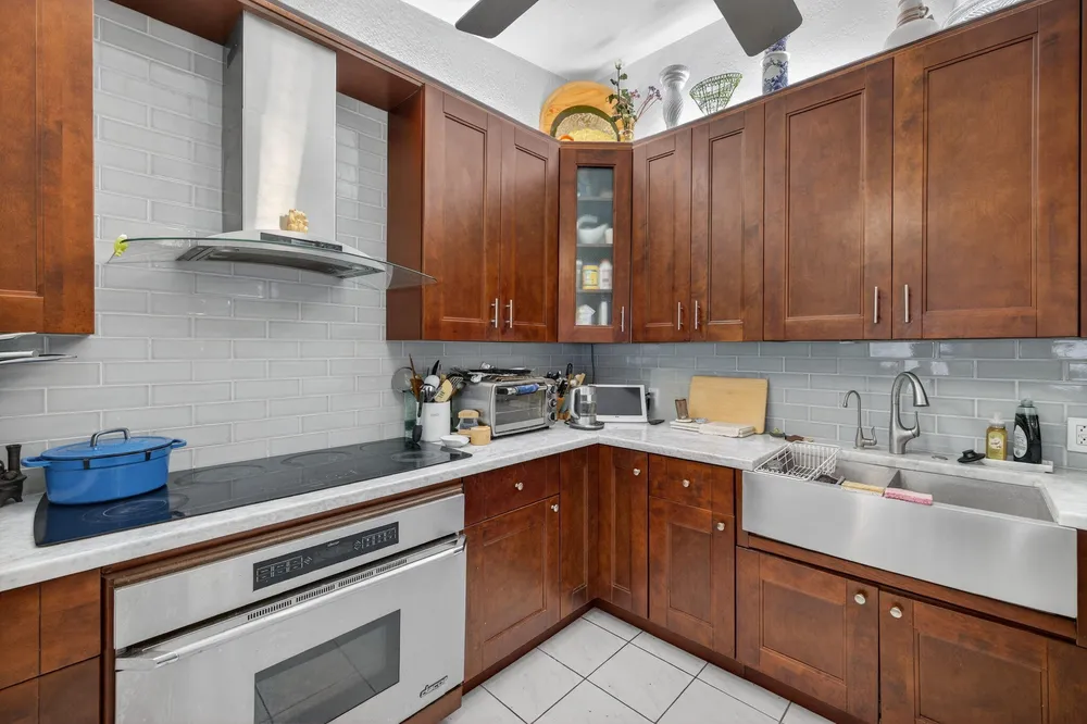 1935 SE 25th Ave, Fort Lauderdale, FL 33316
