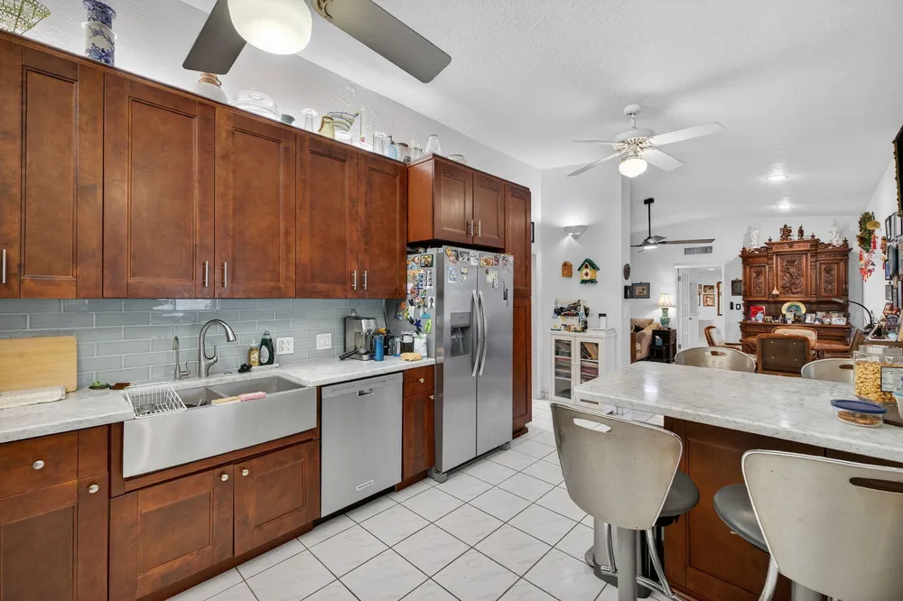 1935 SE 25th Ave, Fort Lauderdale, FL 33316