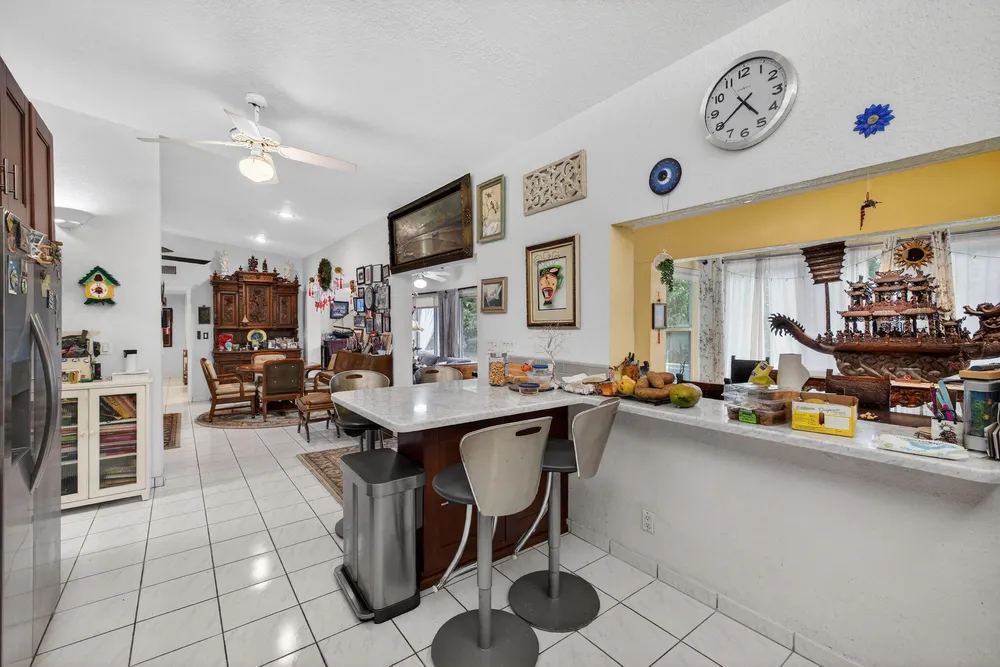 1935 SE 25th Ave, Fort Lauderdale, FL 33316