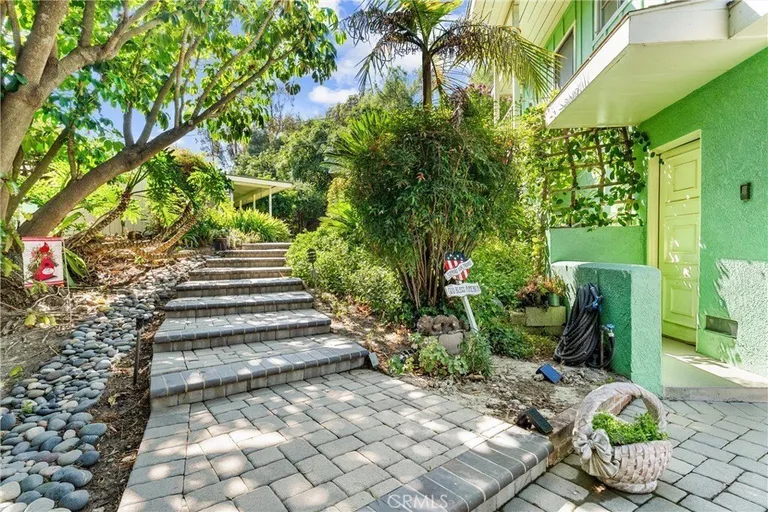 171 Canada Sombre Rd, La Habra Heights, CA 90631