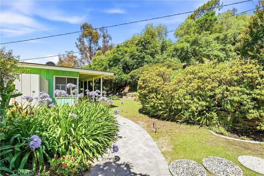 171 Canada Sombre Rd, La Habra Heights, CA 90631