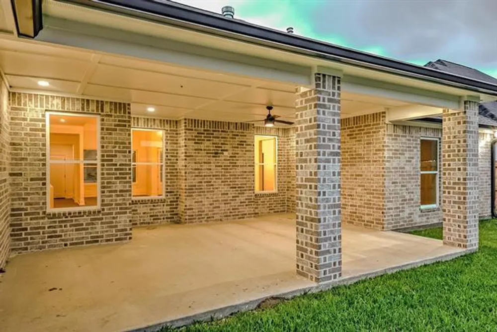 3570 Lily Ln, Beaumont, TX 77713