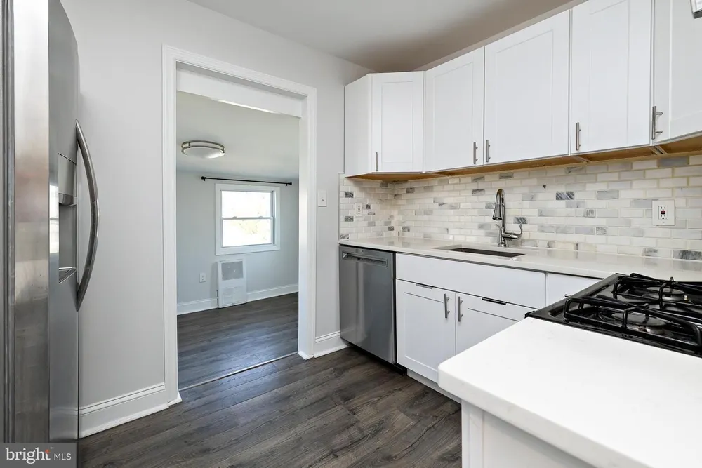 215 Conard Ave, Collingswood, NJ 08108