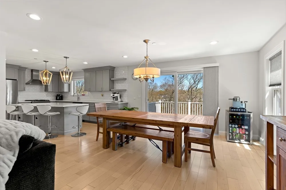 13 Woodlands Rd, Salem, MA 01970