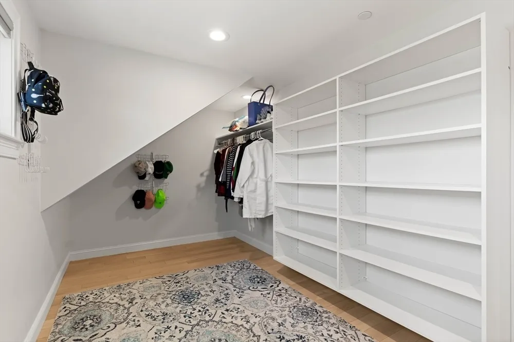 13 Woodlands Rd, Salem, MA 01970