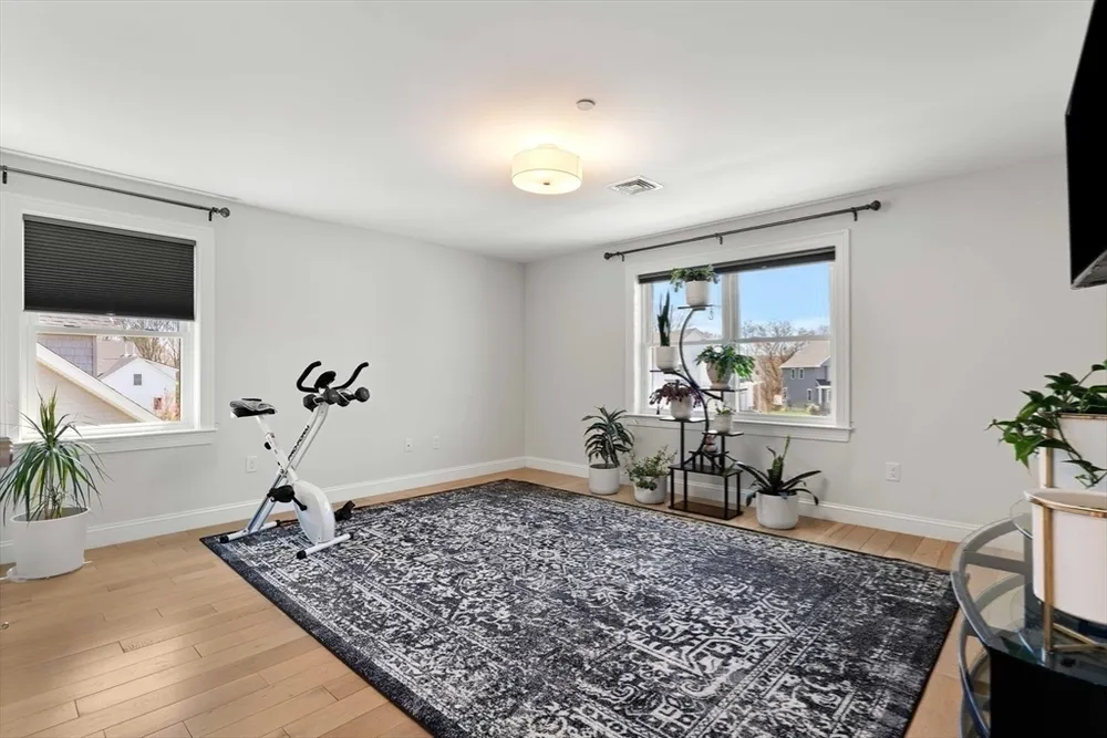 13 Woodlands Rd, Salem, MA 01970