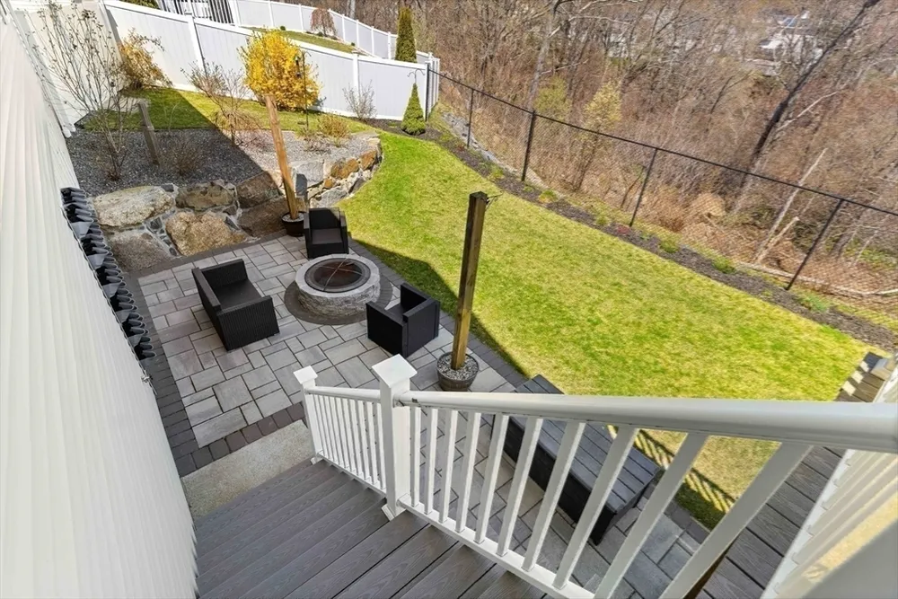 13 Woodlands Rd, Salem, MA 01970