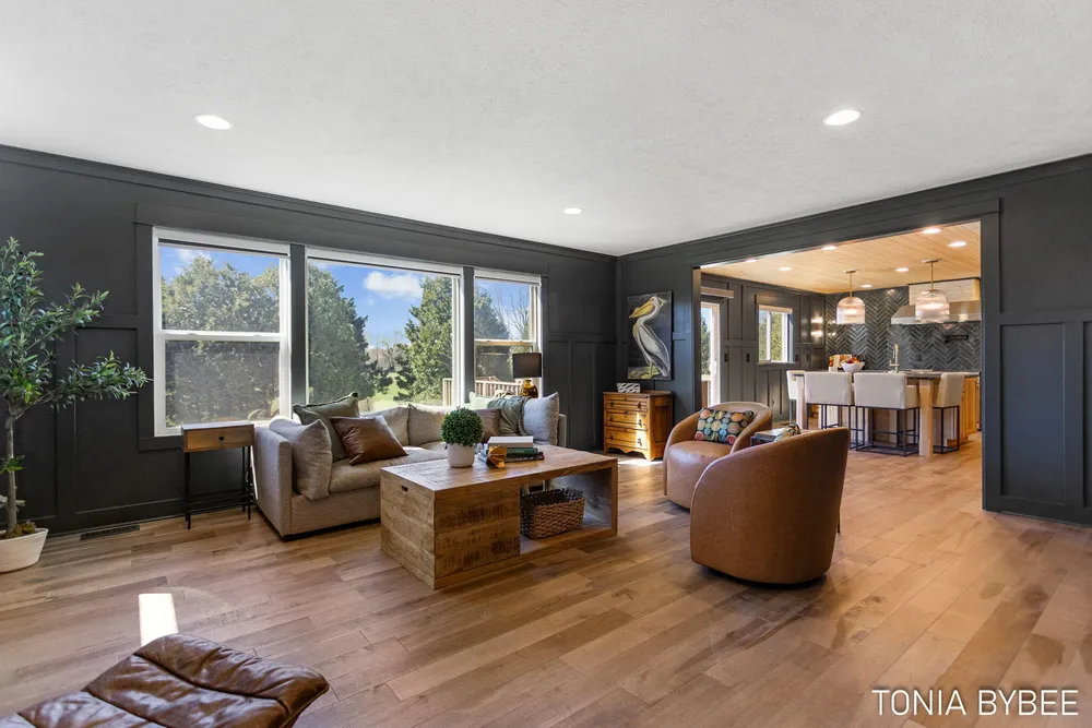 14298 Georgian Bay Dr, Holland, MI 49424