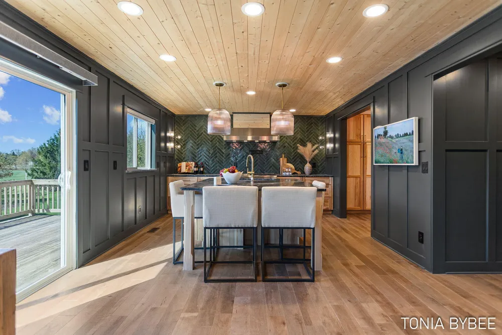 14298 Georgian Bay Dr, Holland, MI 49424