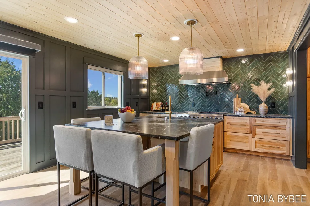 14298 Georgian Bay Dr, Holland, MI 49424