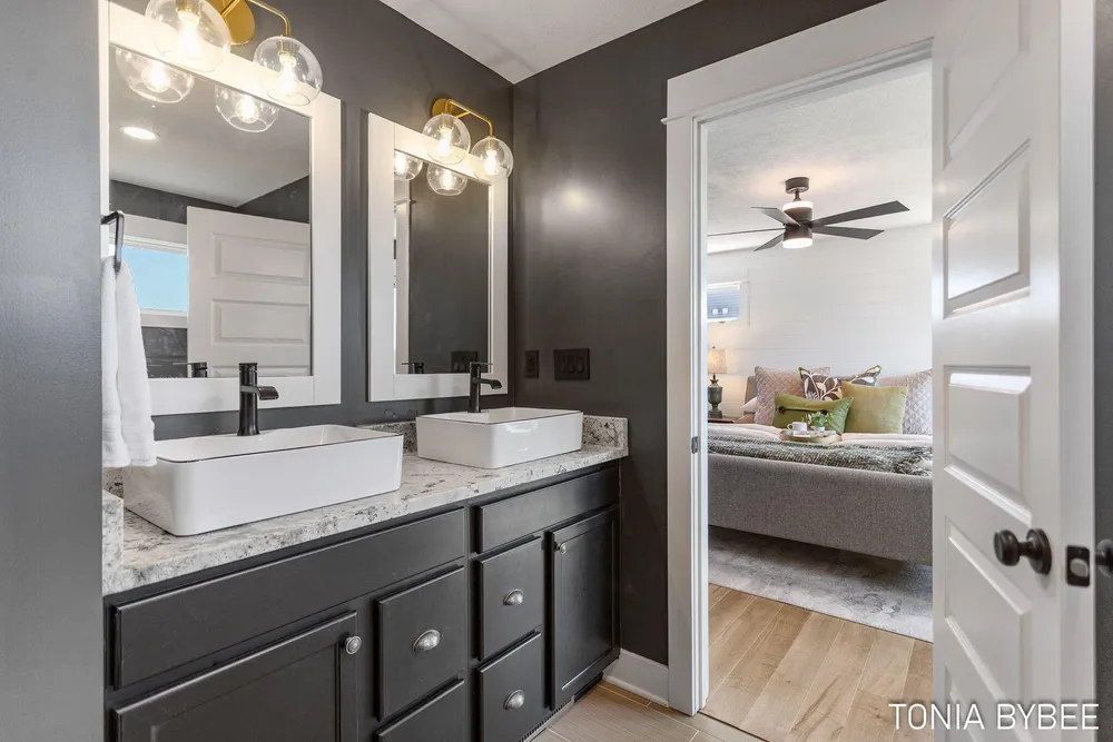 14298 Georgian Bay Dr, Holland, MI 49424