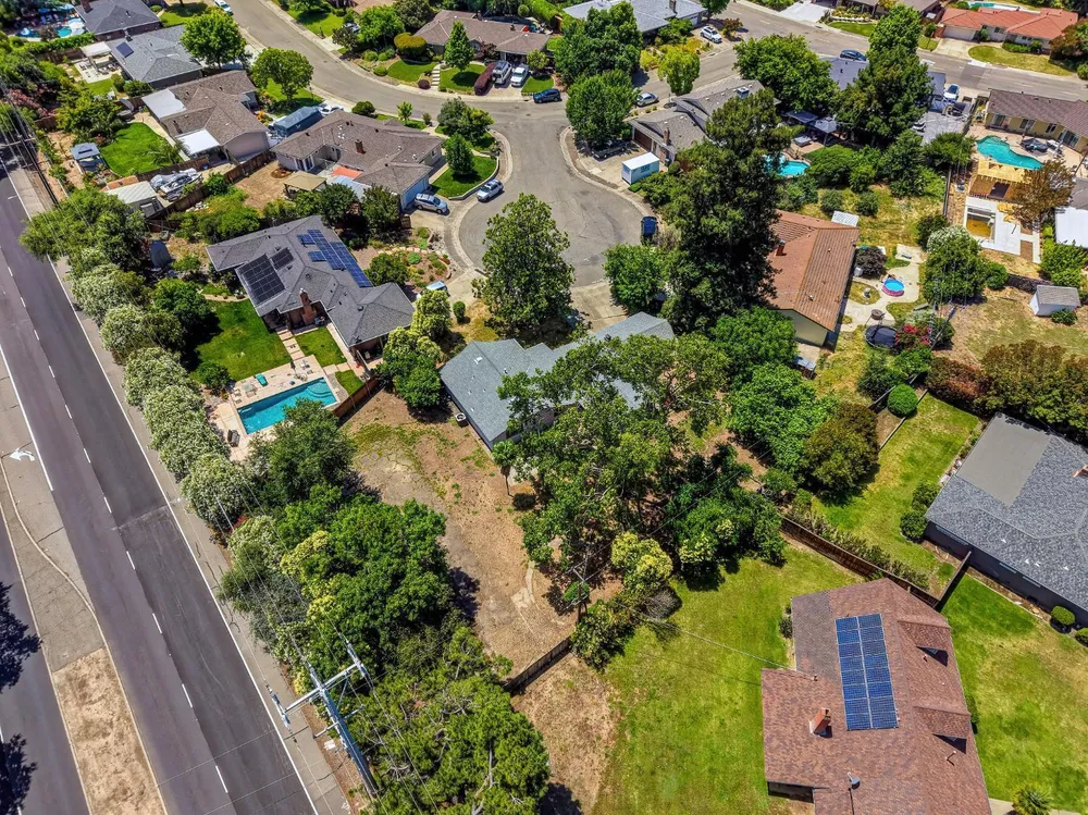 4764 Hixon Circle, Carmichael, CA 95608