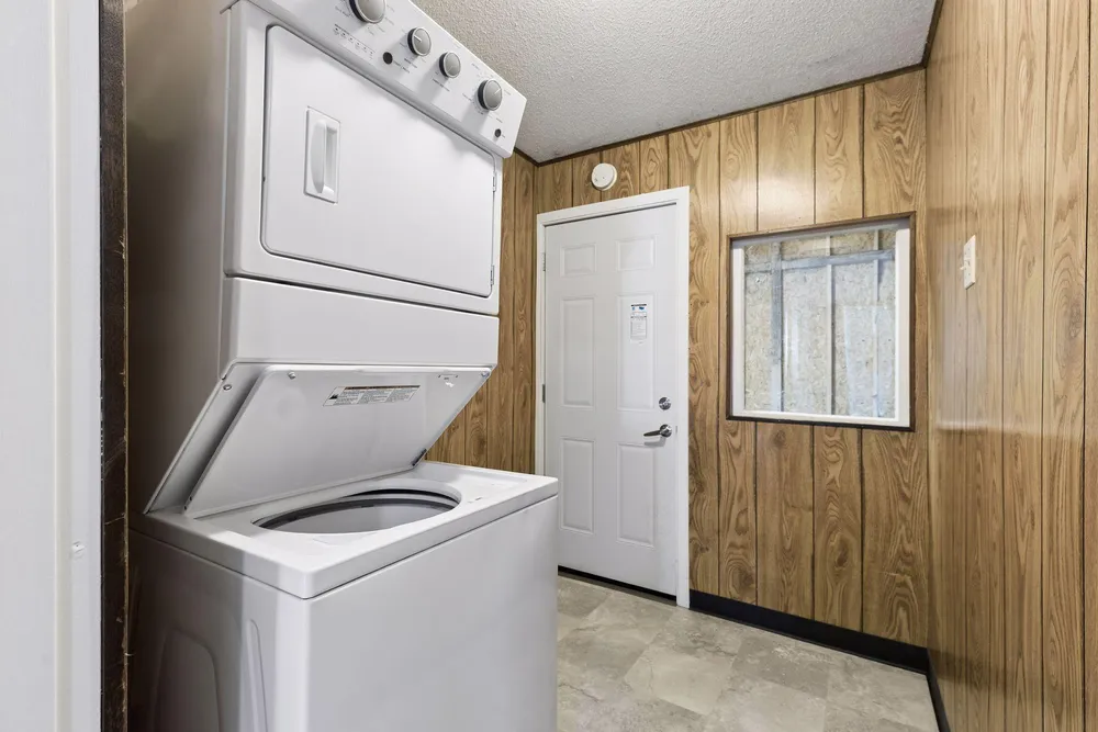 534 Annapolis St, South Saint Paul, MN 55075