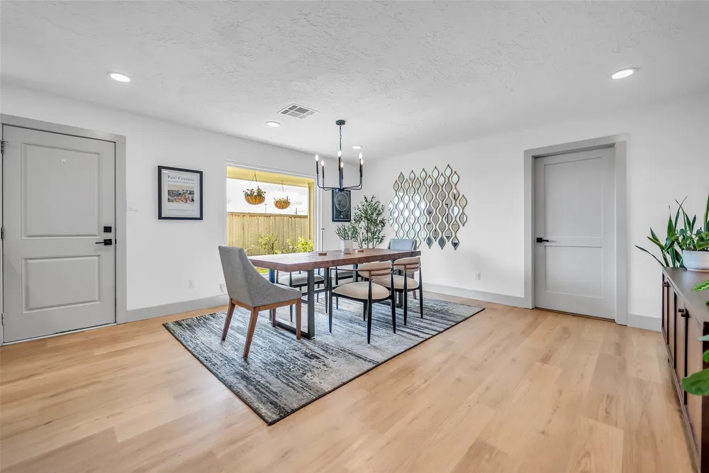 3122 Audubon Ct, Sugar Land, TX 77478