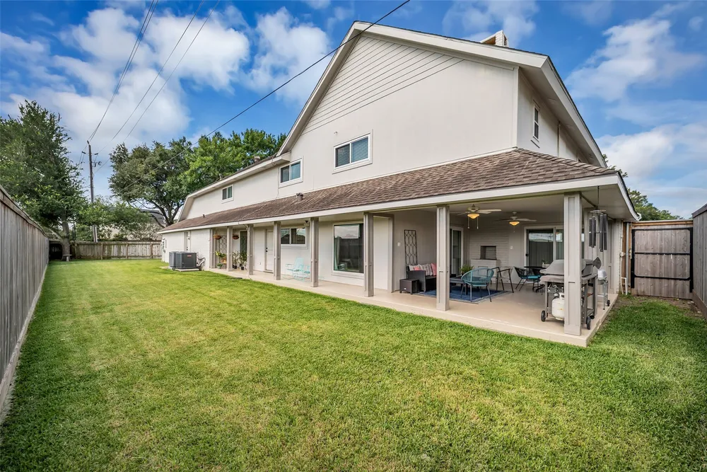 3122 Audubon Ct, Sugar Land, TX 77478