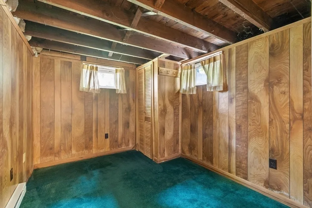 55 Main St, West Newbury, MA 01985