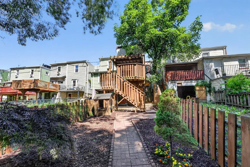 3840 Dennison Ave, Drexel Hill, PA 19026