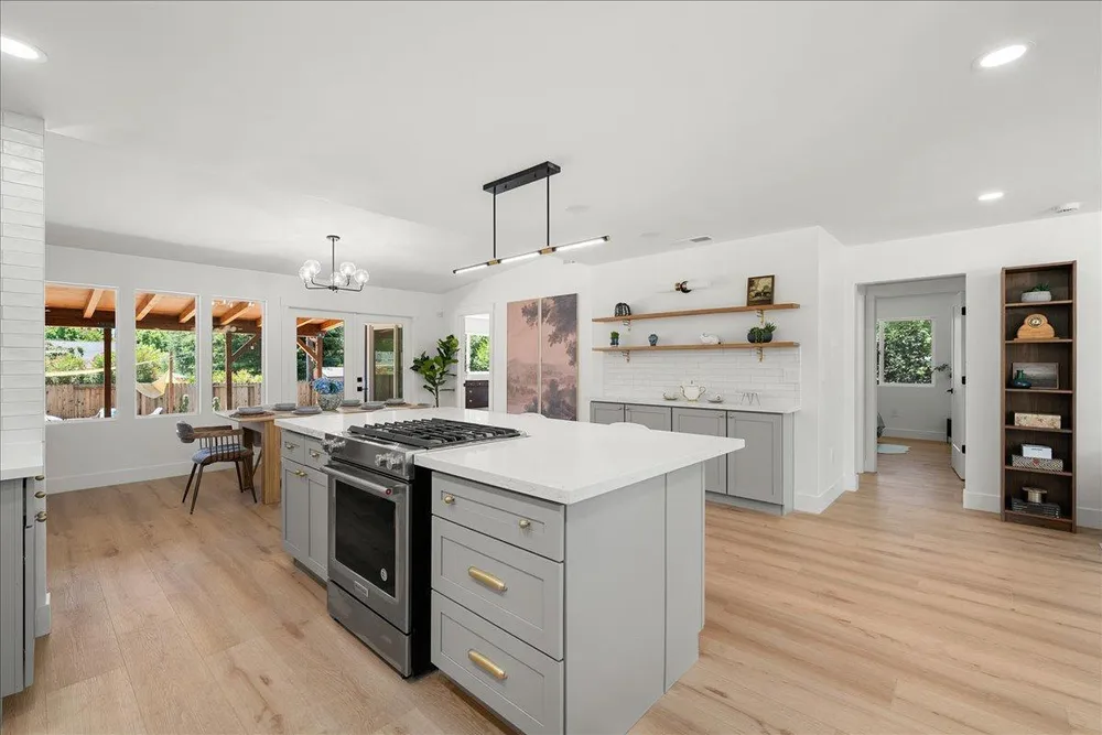 7104 Cardinal Rd, Fair Oaks, CA 95628