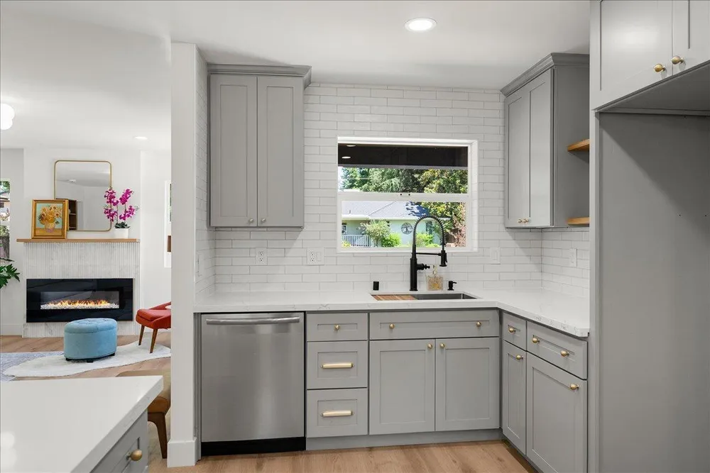 7104 Cardinal Rd, Fair Oaks, CA 95628