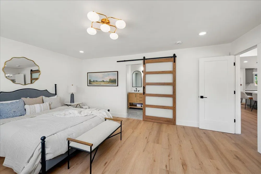 7104 Cardinal Rd, Fair Oaks, CA 95628