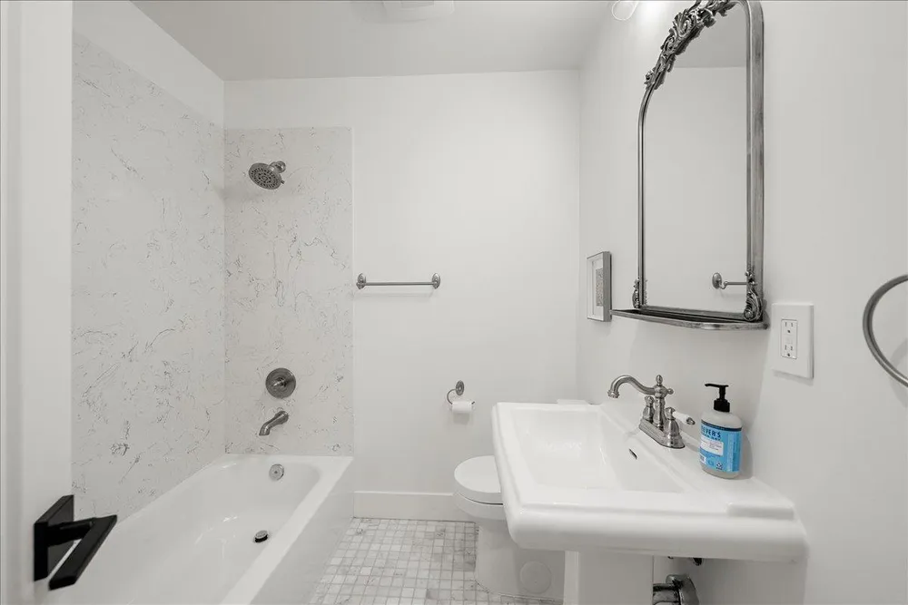7104 Cardinal Rd, Fair Oaks, CA 95628