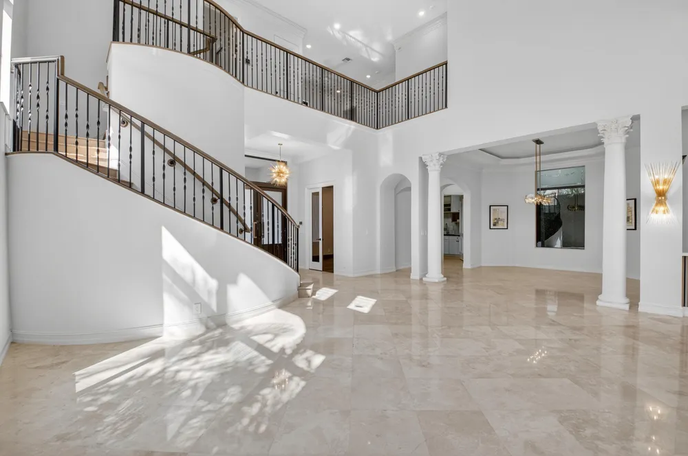 17921 Villa Club Way, Boca Raton, FL 33496