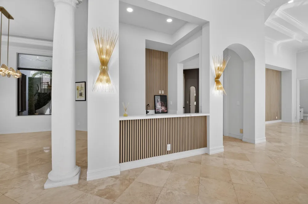 17921 Villa Club Way, Boca Raton, FL 33496