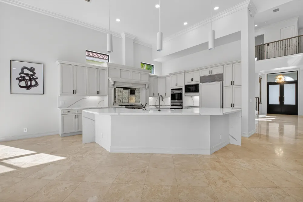 17921 Villa Club Way, Boca Raton, FL 33496