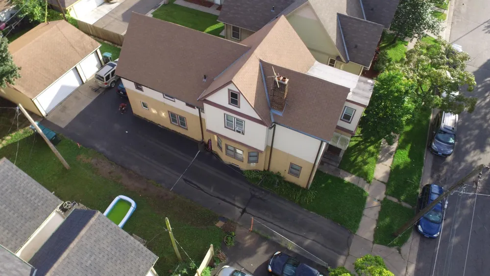 672 Surrey Ave, St Paul, MN 55106-6210