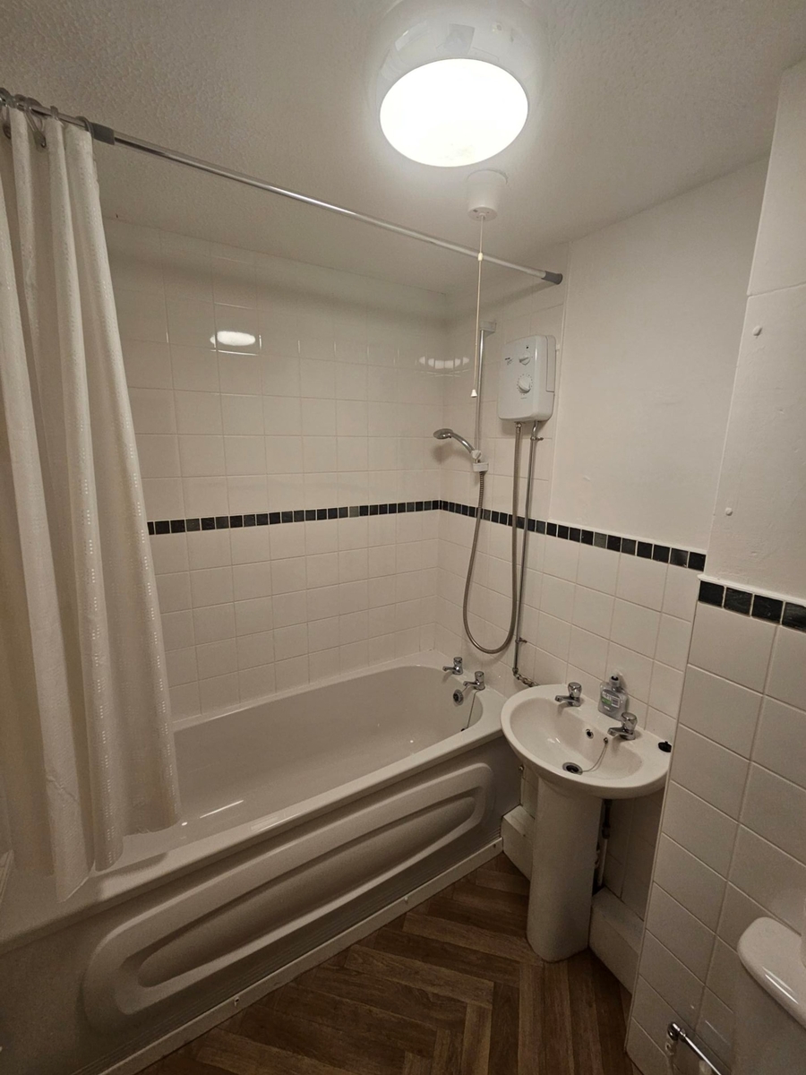 39 Dawes Close, Coventry Image 6